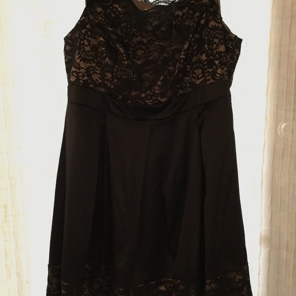 Elegant lace top dress